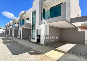 Casa duplex no bairro boa vista