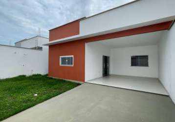 Casa 112m² no araçagy pé direito de toda a casa é de 3 metros 03 quartos