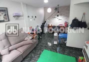 Casa em condomínio fechado com 2 quartos à venda na rua barão de cotegipe, vila isabel, rio de janeiro, 116 m2 por r$ 600.000