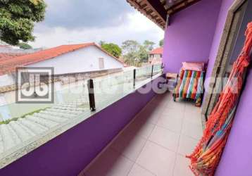 Casa em condomínio fechado com 2 quartos à venda na rua haia, tauá, rio de janeiro, 100 m2 por r$ 430.000