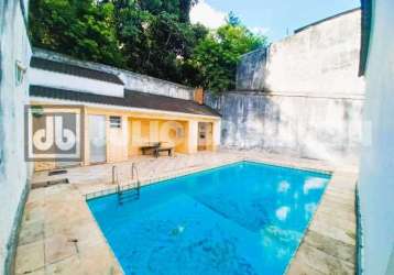 Casa com 5 quartos à venda na rua paraim, freguesia (ilha do governador), rio de janeiro, 304 m2 por r$ 750.000