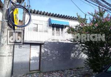 Casa com 6 quartos à venda na rua samuel das neves, pechincha, rio de janeiro, 357 m2 por r$ 1.300.000