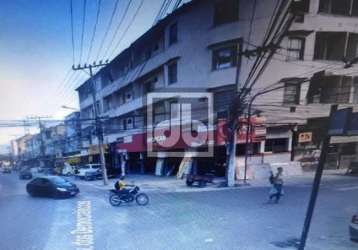 Sala comercial com 30 salas à venda na avenida dos democráticos, manguinhos, rio de janeiro, 970 m2 por r$ 1.800.000