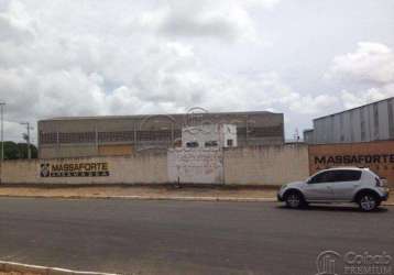 Galpão comercial localizado na taiçoca