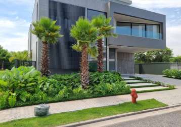 Casa barra da tijuca - condomínio alphaville - 5 suítes - 1.200 m².