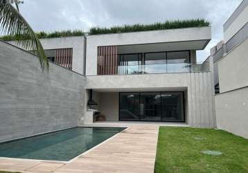 Casa barra da tijuca - condomínio rio mar - 4 suítes - 500m².