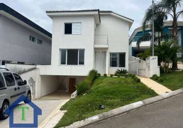 Casa com 3 dormitórios à venda, 240 m² por r$ 1.690.000,00 - suru - santana de parnaíba/sp