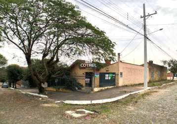 Casa de esquina com piscina para venda no bairro patronato