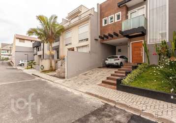 Casa em condomínio fechado com 4 quartos à venda na rua amadeu do amaral, 365, portão, curitiba, 150 m2 por r$ 1.690.000