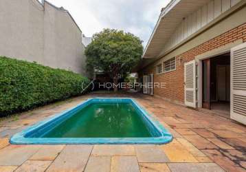 Alto de pinheiros casa à venda na rua doutor carlos norberto de souza, 82 |  ideal para retrofit, 960 m² de tereno e 400 m² ac, jardim e piscina