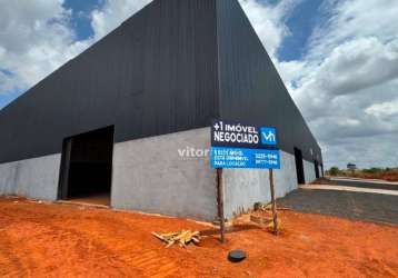 Galpão comercial  à venda, 511 m² por r$ 1.788.500 - centro empresarial leste 2 - uberlândia/mg