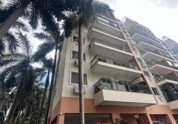 Apartamento 2 quartos ( 1 suíte) com armários. condomínio jardim europa - campo grande