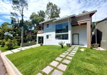 Casa com 03 dormitórios, 210m², à venda por r$ 2.000.000,00