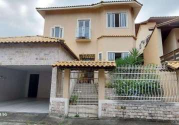 Casa para venda em niterói, barreto, 4 dormitórios, 3 suítes, 5 banheiros, 6 vagas