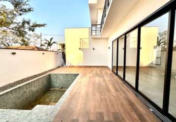 Casa com 3 quartos à venda na rua alexandre jarosz junior, 470, loteamento parque dos alecrins, campinas, 320 m2 por r$ 3.250.000