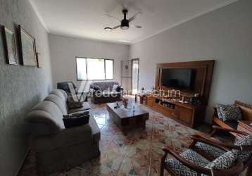 Casa com 3 quartos à venda na rua odilon monteiro pompeu, 176, jardim roseira, campinas, 213 m2 por r$ 550.000