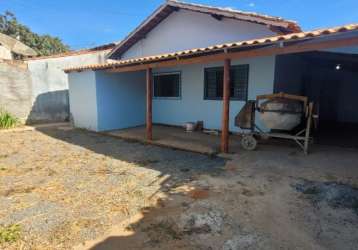 Casa com 03 quartos para venda em caldas novas go