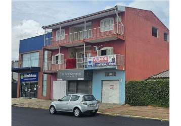 Predio com 828m2, com 2 salas comerciais e 4 apartamentos , no bairro centro, sapucaia do sul