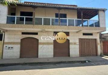 Casa com duas lojas localizada no bairro serra azul/sarzedo