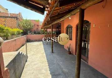 Casa localizada no bairro lago azul/ ibirité