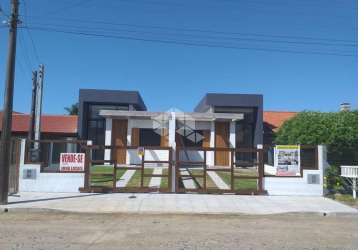 Casa à venda com 3 quartos/dormitórios 1 vagas/box no bairro arpoador - xangri-lá/rs