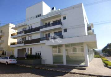 Amplo apartamento 02 dorm., 90 m², próximo a escola madre felicidade.