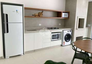 Casa sobrado duplex com dois quartos no mariscal bombinhas sc