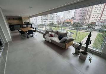 Apartamento mobiliado com 4 suítes (1 master) à venda, 212 metros e 3 vagas - aclimação - são paulo/sp