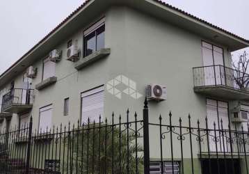 Apartamento com 02 dormitórios à venda no bairro são josé, em santa maria.