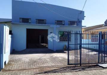 Pavilhão à venda com 2 casas no terreno no bairro pinheiro machado - santa maria