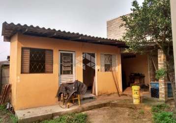 Terreno em canoas, casas em construção com 02 dormitórios.