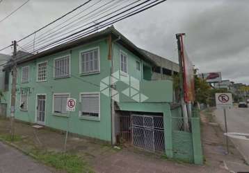 Prédio comercial com  550 m² privativo