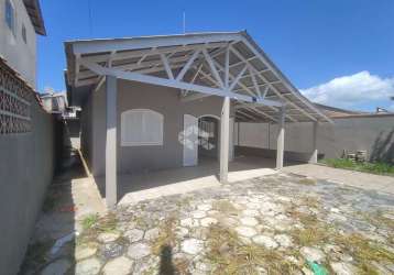 Casa com 4 quartos e 2 banheiros para vender por r$ 350.000 no bairro primavera, pontal do paraná