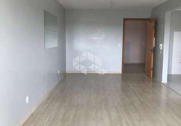 Apartamento com 2 dormitórios no bairro sagrada família em caxias do sul