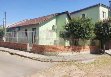 Casa 4 dormitórios no bairro jardim carvalho