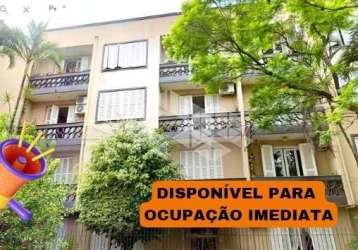 Apartamento a venda com 02 dormitórios -petrópolis