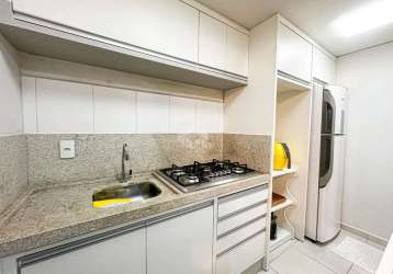 Apartamento mobiliado com 2 dormitórios em itapema/sc