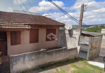 Terreno de esquina próximo av. antonio de carvalho em porto alegre - rs.