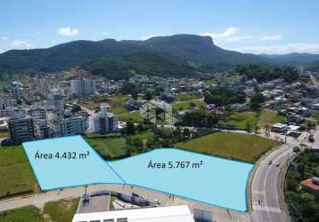 Terreno com área de 4.432m², na palhoça/sc.