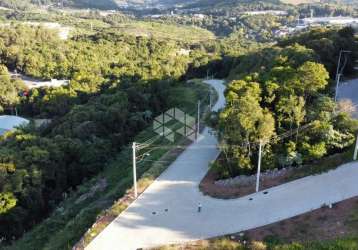 Terreno em loteamento no bairro verona