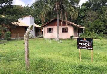 Casa à venda em garopaba terreno com 928 m2, na encantada