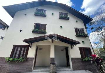 Casa 3 dormitórios, 158,00m², em gramado