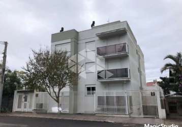 Apartamento à venda com 2 dormitórios, suíte, totalmente mobiliado, no centro de guaíba