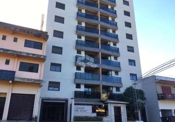 Apartamento à venda com 2 dormitórios, 1 vaga/box, no bairro centro, guaíba/rs