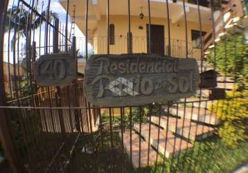 Casa à venda, com 3 quartos, 1 vaga de garagem  próximo ao centro de guaíba.