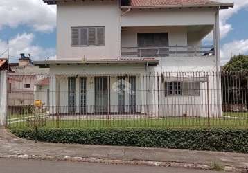 Sobrado com 3 dormitórios, a venda no bairro santo inácio, esteio-rs