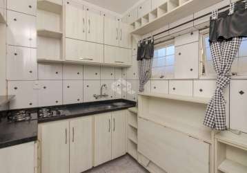 Apartamento de 2 quartos com pátio privativo no jardim sabará próximo da av. do forte