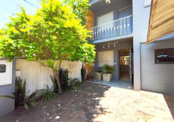 Casa com 4 dormitórios no bairro são joão em porto alegre