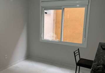 Apartamento de 2 dormitorios no bairro são joão, em porto alegre