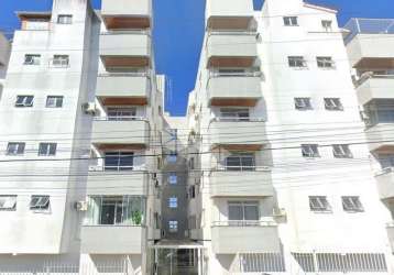 Apartamento com dois quartos e uma suite no bairro capoeiras - florianópolis/sc